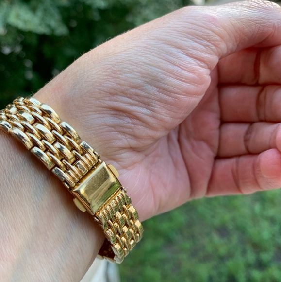 Women's Stainless Steel Square Quartz Watch - Picture 2 of 4